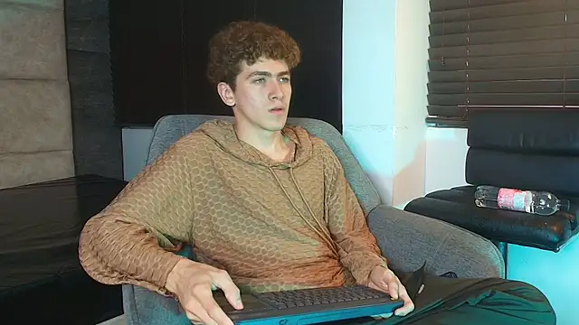 Tyler_Mcrey Pertunjukan Webcam
