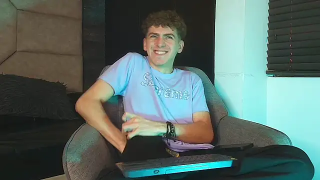 Tyler_Mcrey Pertunjukan Webcam
