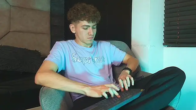 Tyler_Mcrey Webcam show