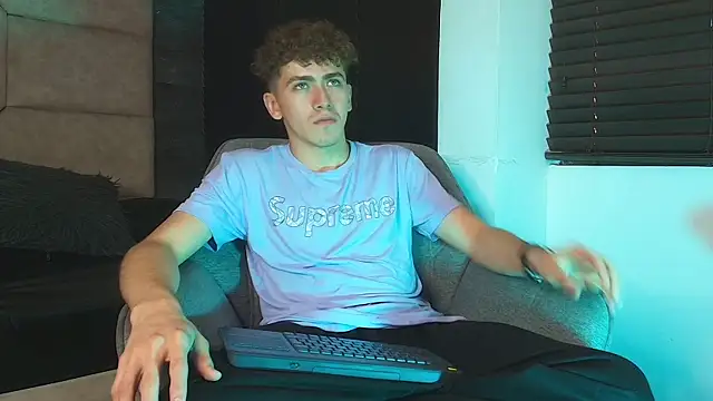 Tyler_Mcrey's Webcam Show