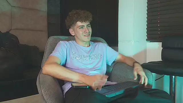 Tyler_Mcrey Pertunjukan Webcam