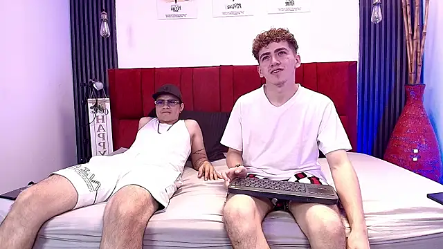 Tyler_Mcrey Show in webcam