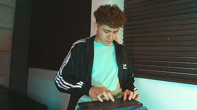 عرض كام Tyler_Mcrey