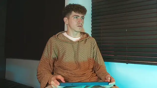 Tyler_Mcreyn Webbikameraesitys