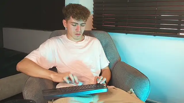 Tyler_Mcrey webkamerás műsora