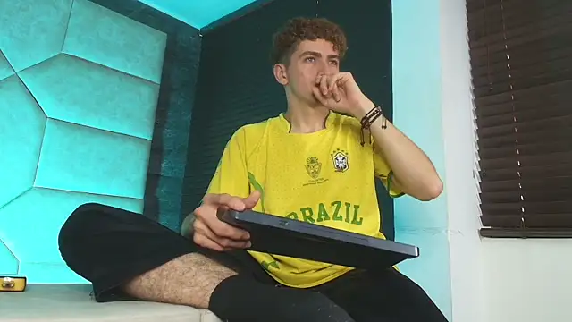 Tyler_Mcrey – Kamerová šou