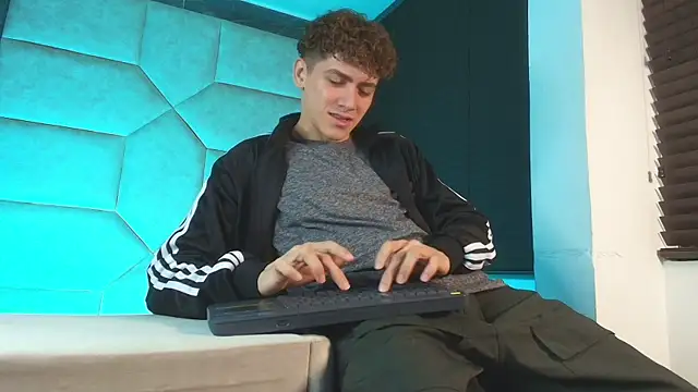 Tyler_Mcrey Webcam Show