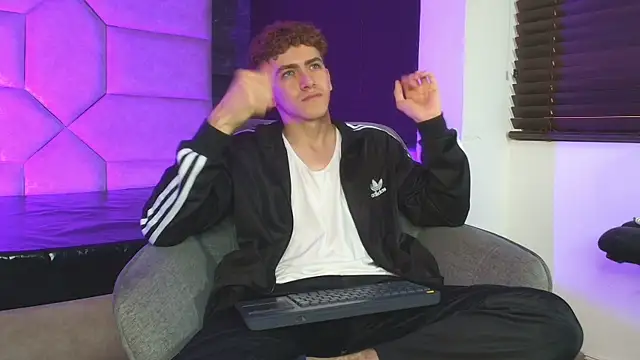 Tyler_Mcrey – webcam-show