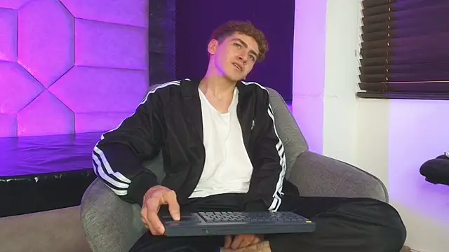 Tyler_Mcrey Webcam Show