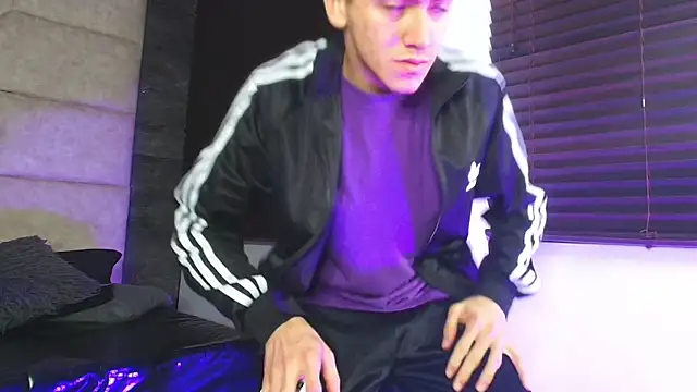 Tyler_Mcrey Шоу с уебкамера