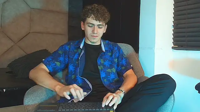 Tyler_Mcrey 웹캠 쇼
