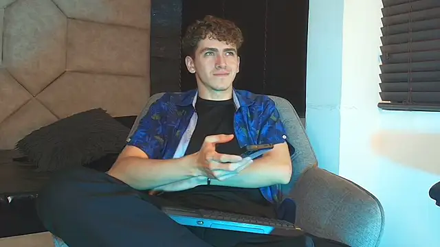 Tyler_Mcrey Webcam show