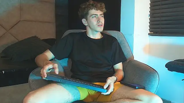 Tyler_Mcrey Adlı Modelin Web Kamerası Şovu