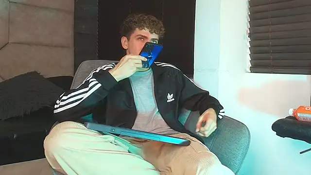 Вебкам-шоу Tyler_Mcrey