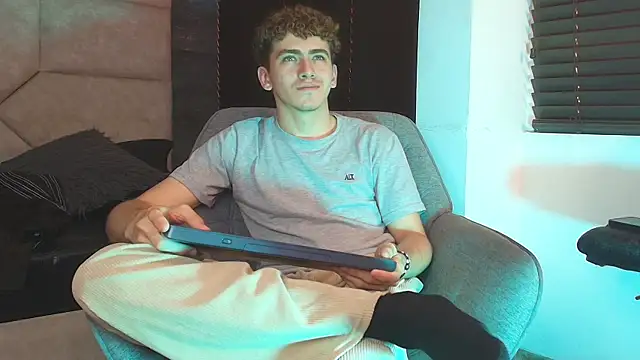 Tyler_Mcrey Show Webcam