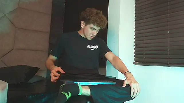 Tyler_Mcrey – Kamerová šou