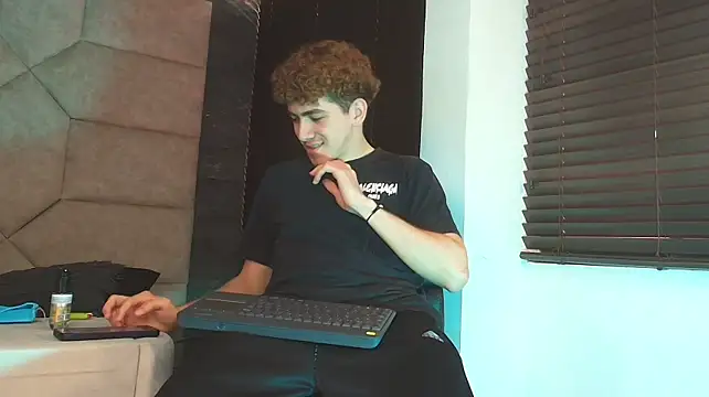 Tyler_Mcrey Webcam Show