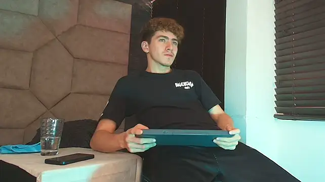 عرض كام Tyler_Mcrey