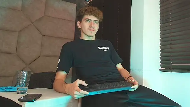 Show webcam de Tyler_Mcrey