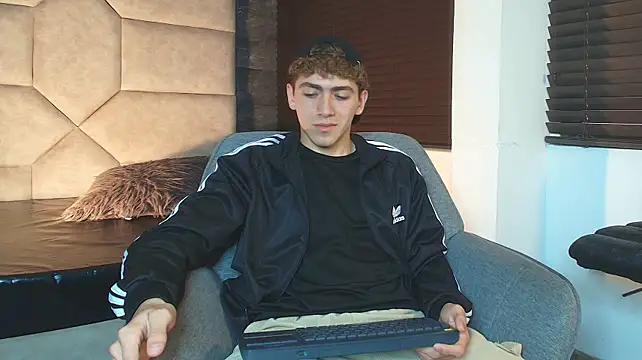 Show webcam de Tyler_Mcrey