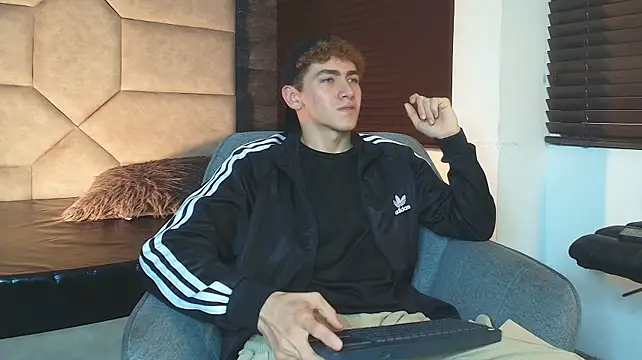 Tyler_Mcrey Webcam Show