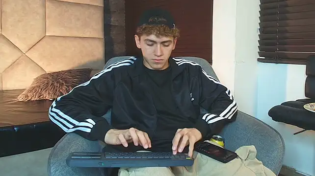 Tyler_Mcrey Webcamshow
