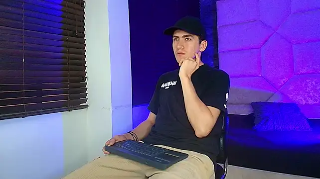 Tyler_Mcrey Webcamshow