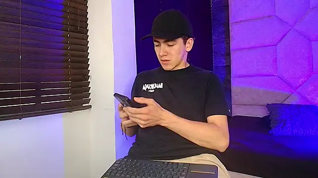 Tyler_Mcrey Adlı Modelin Web Kamerası Şovu
