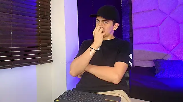 Tyler_Mcrey Webcam show
