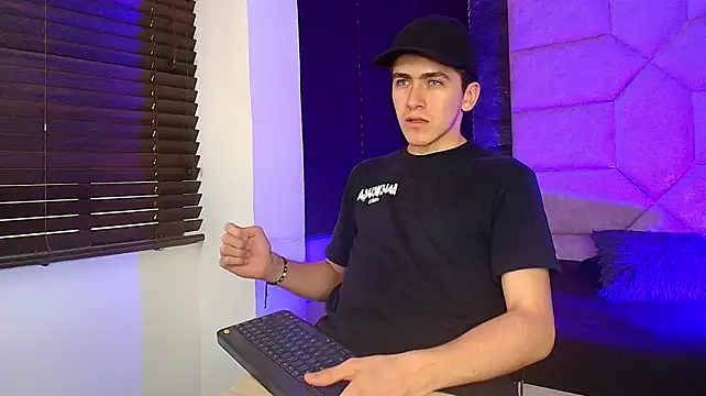 عرض كام Tyler_Mcrey