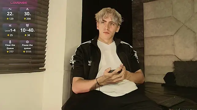 Tyler_Mcrey webkamerás műsora