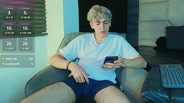 Tyler_Mcrey Adlı Modelin Web Kamerası Şovu