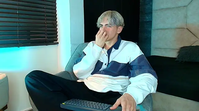 Tyler_Mcrey Шоу с уебкамера