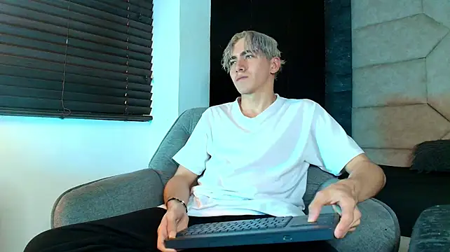 Webkamerová show Tyler_Mcrey