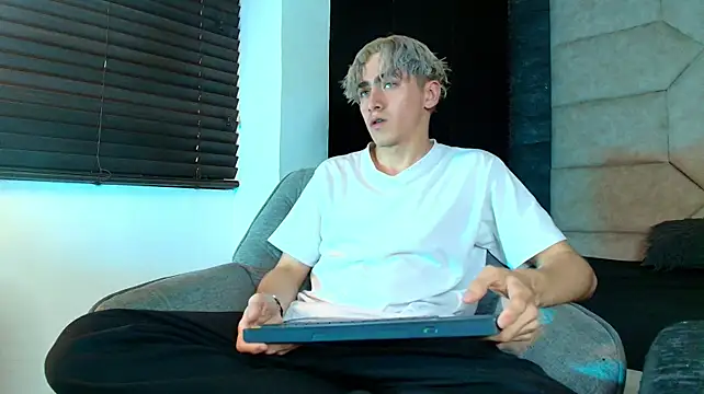 Tyler_Mcrey 网络视讯表演