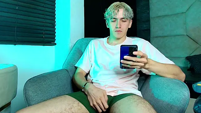 Tyler_Mcrey Webcam-Show
