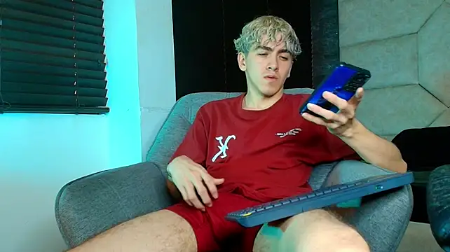 Tyler_Mcrey Webcam-Show