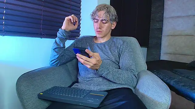 Tyler_Mcrey Webcam-Show