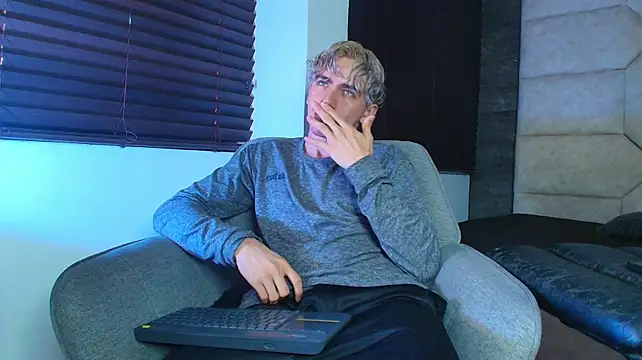 Show de Tyler_Mcrey na webcam