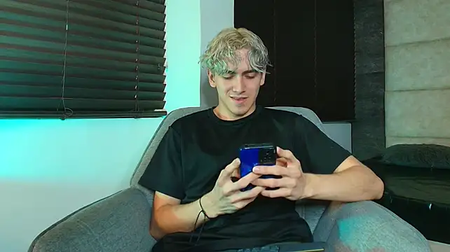 Tyler_Mcrey Webcam-Show