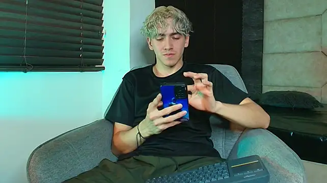 Tyler_Mcrey Webcam-Show