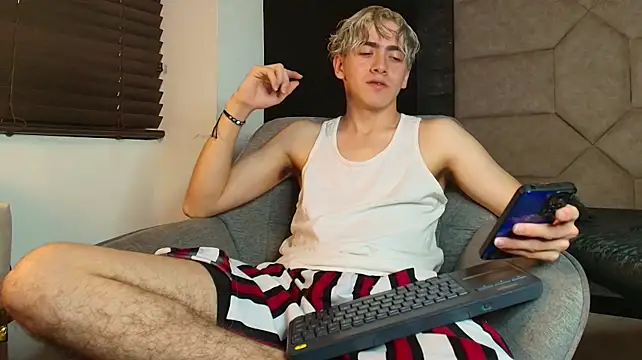 Tyler_Mcrey Adlı Modelin Web Kamerası Şovu