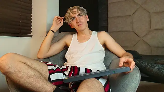 Tyler_Mcrey Adlı Modelin Web Kamerası Şovu