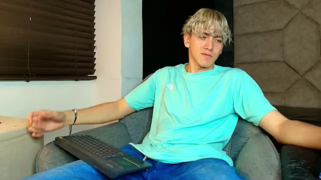 Tyler_Mcrey Pertunjukan Webcam