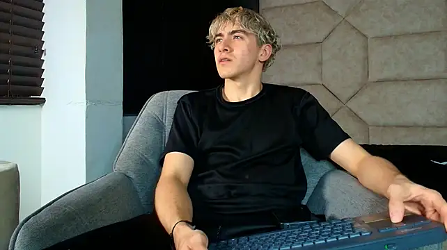 Tyler_Mcrey Webcam Show