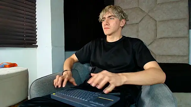 Show webcam de Tyler_Mcrey