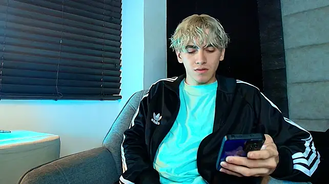 Tyler_Mcrey's Webcam Show