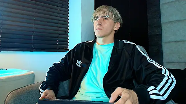 Tyler_Mcreyn Webbikameraesitys