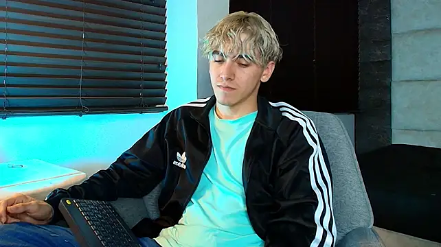 Tyler_Mcrey Pertunjukan Webcam