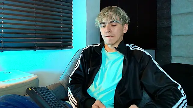 Tyler_Mcrey Show Webcam